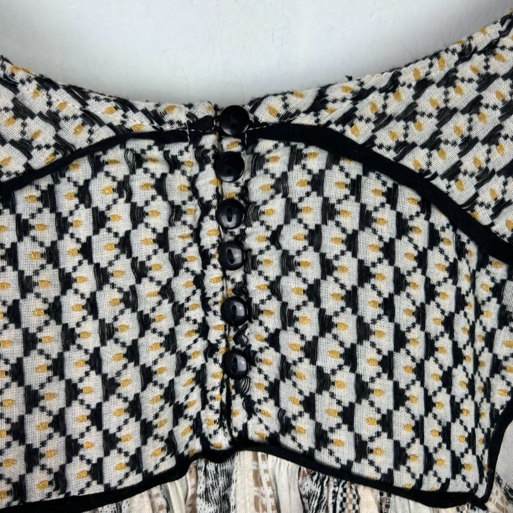 Free People Running On A Dream Top Embroidered Size Large L GUC L2537 - Picture 16 of 16